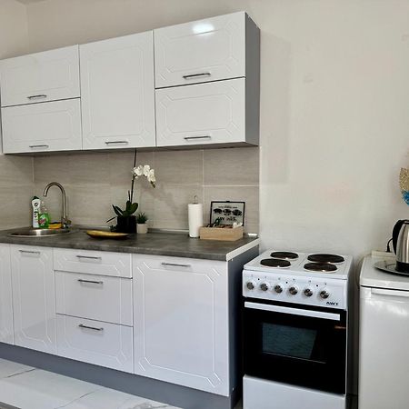 Apartman Nar モスタル エクステリア 写真